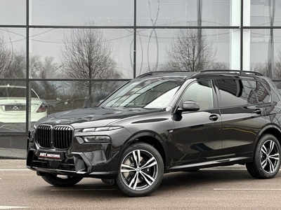 Продам BMW X7 M в Киеве 2022 года выпуска за 140 000$