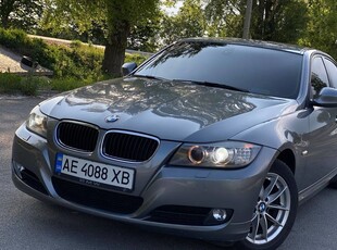 Продам BMW 320 в Днепре 2010 года выпуска за 10 700$