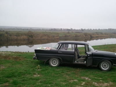 Продам Mercedes-Benz 200 в Одессе 1966 года выпуска за 15 000$