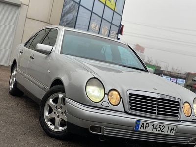 Продам Mercedes-Benz 210 в Днепре 1999 года выпуска за 4 600$
