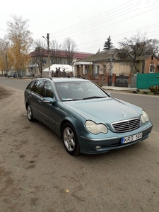 Продам Mercedes-Benz C-Класс C 220 CDI AT (143 л.с.), 2001