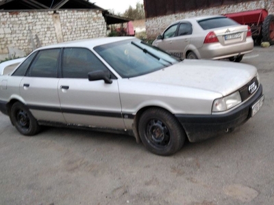 Продам Audi 80 в г. Шепетовка, Хмельницкая область 1987 года выпуска за 2 700$
