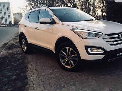 Продам Hyundai Santa Fe, 2015