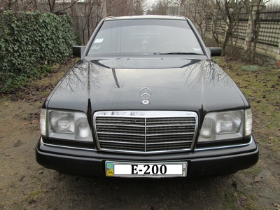 Продам Mercedes-Benz E-Класс E 200 D 4MT (72 л.с.), 1986