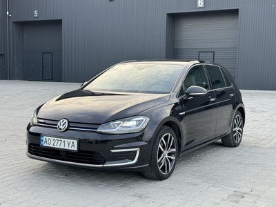 Volkswagen e-Golf 2019 рік VII покоління запас ходу 270 км
