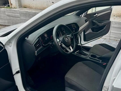 Продам Volkswagen Jetta в Днепре 2018 года выпуска за 16 000$