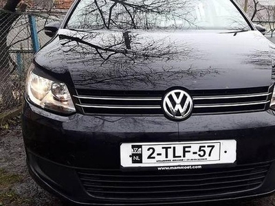 Продам Volkswagen Touran, 2014