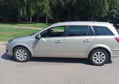 Продам Opel Astra H в Кропивницком 2010 года выпуска за 5 200$