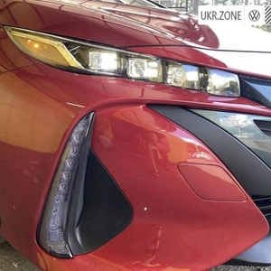 Toyota Prius IV (XW50) 2017