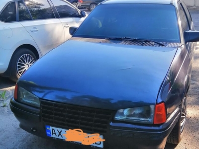 Продам Opel Kadett в Харькове 1988 года выпуска за 1 650$