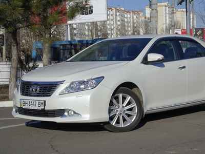 Продам Toyota Camry Lux в Одессе 2012 года выпуска за 19 900$