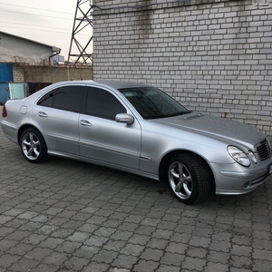 Продам Mercedes-Benz E-Класс E 220 CDI 5G-Tronic (150 л.с.), 2005