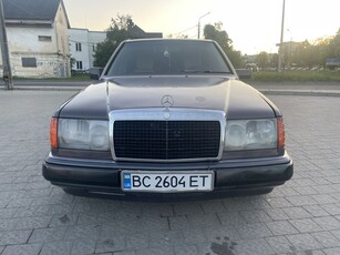 Mercedes-Benz 124 2.0