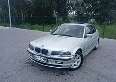 Продам BMW 320 в Днепре 1998 года выпуска за 2 000$