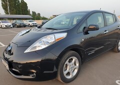 Продам Nissan Leaf SV в Киеве 2013 года выпуска за 9 300$