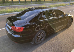Продам Volkswagen Jetta в г. Ромны, Сумская область 2013 года выпуска за 9 300$