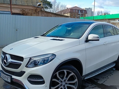 Продам Mercedes-Benz GLE-Class в Киеве 2016 года выпуска за 51 500$