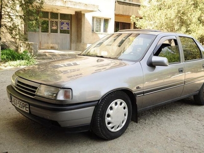 Продам Opel Vectra, 1992