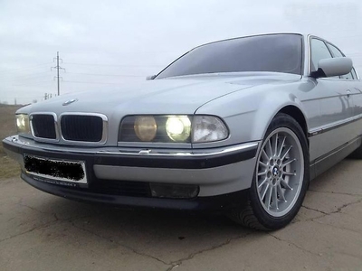 Продам BMW 7 серия, 1995