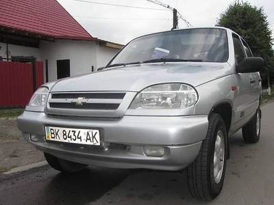 Продам Chevrolet Niva, 2004