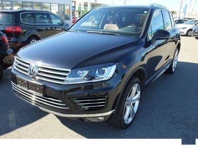 Продам Volkswagen Touareg, 2014