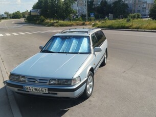 Продам автомобиль Mazda 626 2.0i