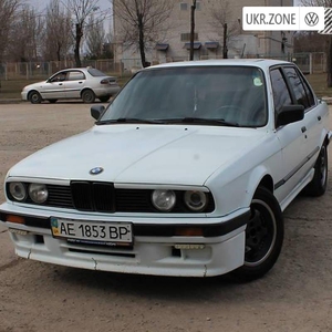BMW 3 серия 1990