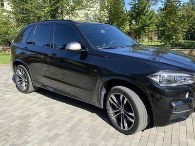 Продам BMW X5 M 50D (381 л.с.) в Днепре 2017 года выпуска за 66 000$