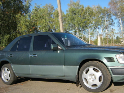 Продам Mercedes-Benz E-Class E-300 W124 в г. Ичня, Черниговская область 1993 года выпуска за 3 990$