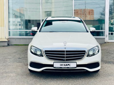 Продам Mercedes-Benz E-Class 300 Elegance в Одессе 2018 года выпуска за 51 999$