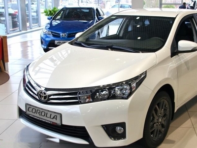 Продам Toyota Corolla 1.6 CVT (122 л.с.), 2015