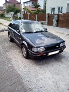 Продам Mazda 323, 1988