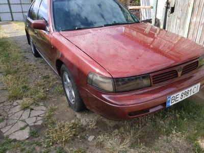 Продам Nissan Maxima в Николаеве 1989 года выпуска за 2 500$