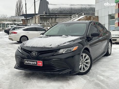 Купить Toyota Camry 2019 в Киеве