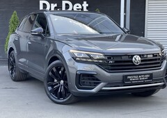 Продам Volkswagen Touareg R-Line в Киеве 2018 года выпуска за 68 000$