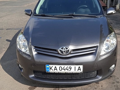 Продам Toyota Auris в г. Боярка, Киевская область 2012 года выпуска за 9 500$