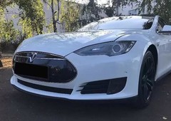 Продам Tesla Model S в Киеве 2013 года выпуска за 27 900$