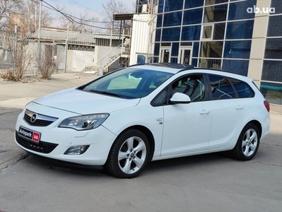 Купить Opel Astra 2012 в Харькове