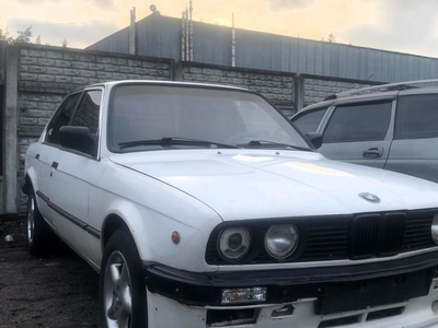 Продам BMW 318 e30 в Харькове 1985 года выпуска за 1 350$