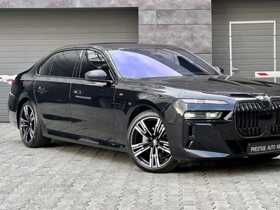 Продам BMW 740 M-Pack в Киеве 2023 года выпуска за 147 000$
