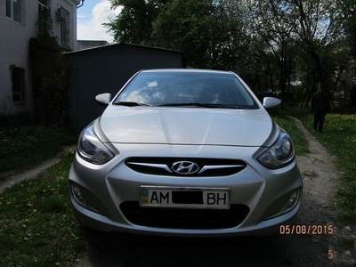 Продам Hyundai Accent, 2012