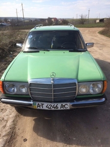 Продам Mercedes-Benz E-Класс, 1981