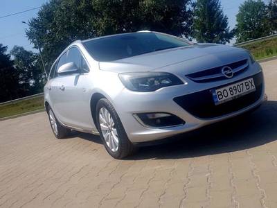 Продам Opel Astra J в Тернополе 2012 года выпуска за 6 400$
