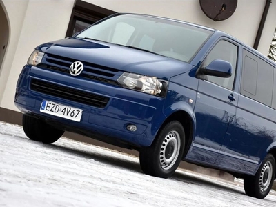 Продам Volkswagen T5 (Transporter) пасс. 4d4 в Киеве 2010 года выпуска за 2 500$