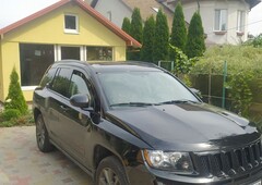 Продам Jeep Compass 75th edition в Полтаве 2016 года выпуска за 14 000$