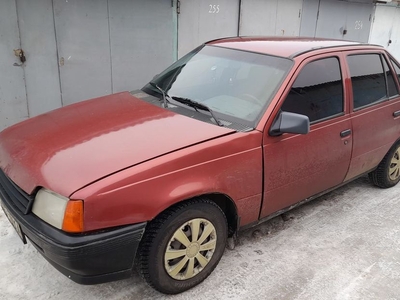 Продам Opel Kadett в Харькове 1995 года выпуска за 1 000$