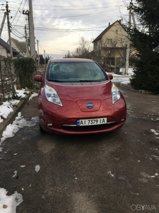 Продаю електромобіль Nissan Leaf