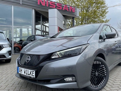 Продам Nissan Leaf 40kWt в Киеве 2022 года выпуска за 27 451€