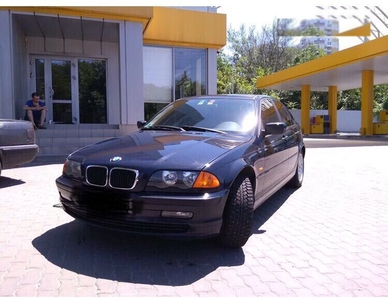 Продам BMW 3 серия 318i MT (118 л.с.), 2001