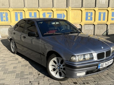 Продам BMW 318 E36 в Днепре 1993 года выпуска за 3 399$